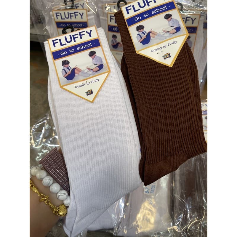 { ยกแพ็ค 12 คู่ } ถุงเท้านักเรียน แบบยาว ถูกระเบียบ สีขาวและสีน้ำตาล - 2