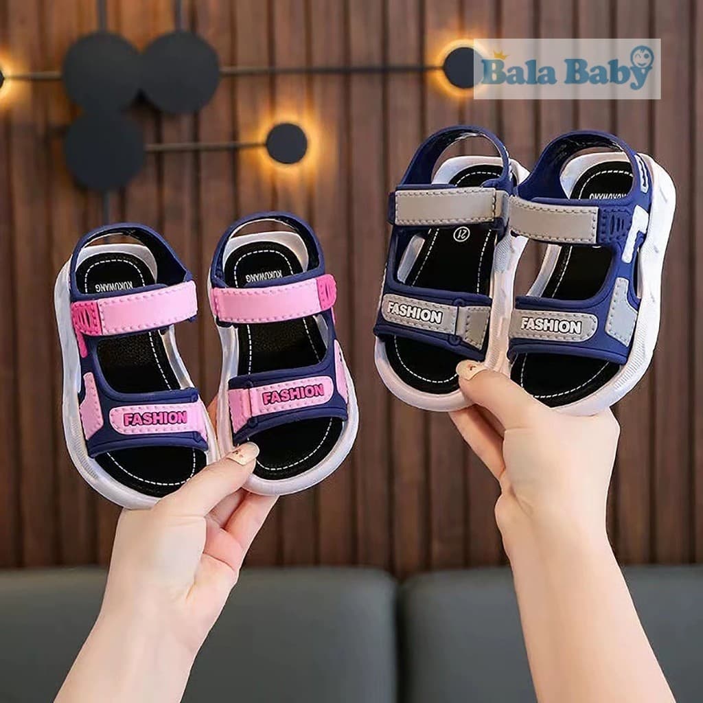 รองเท้าแตะเด็ก รองเท้าชายหาด ใส่ได้ทั้งเด็กผู้หญิงและผู้ชาย พื้นกันลื่น น้ำหนักเบา DDX20