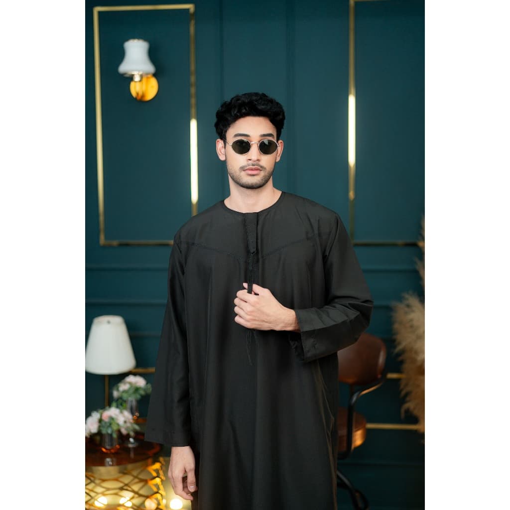 โต๊ปโอมานชายแขนยาว​ เพิ่มความหล่อด้วยพู่ตรงด้านหน้า และมีกระเป๋าด้านข้างทั้ง 2 ด้าน AE73วาริสมุสลิม - 4