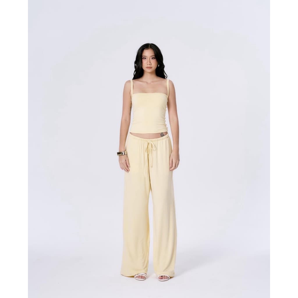 Atipashop - CALLER RAYON TANK TOP เสื้อสายเดี่ยว คอเหลี่ยม ผ้าเรย่อน ปักโลโก้ - 1