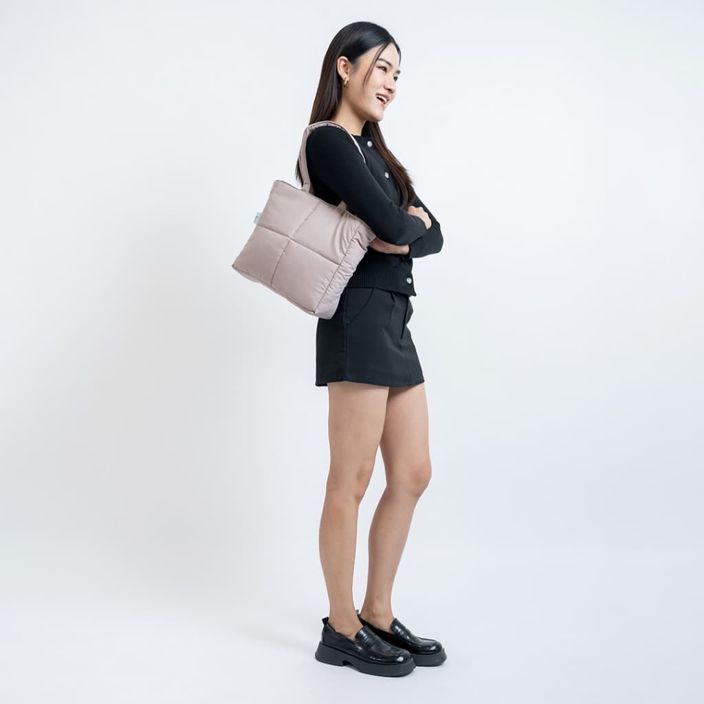 Nantita กระเป๋านุ่มนิ่มทรงสี่เหลี่ยมมีซิป PZ006 - 4