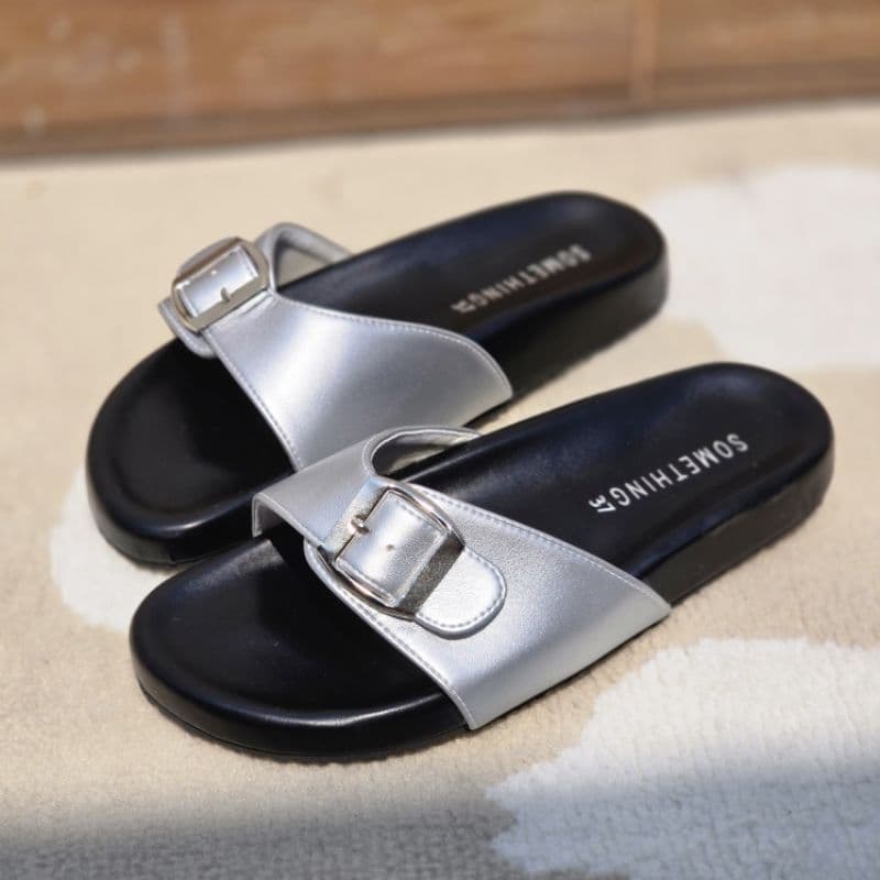 🪅OHODOODEE🪅 รองเท้าหน้าสวมเข็มขัดไบเคนหนัง 🪀 - 2