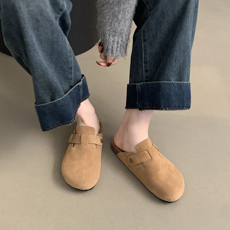 Yfsip พร้อมส่ง  รองเท้าแตะแฟชั่น เป็นงานคัทชูเปิดส้น ทรงสวย สีสันดี แมทช์ง่าย ราคาน่ารักทัชใจมาก ซื้อด่วนเลยค่ะสาวๆ ข