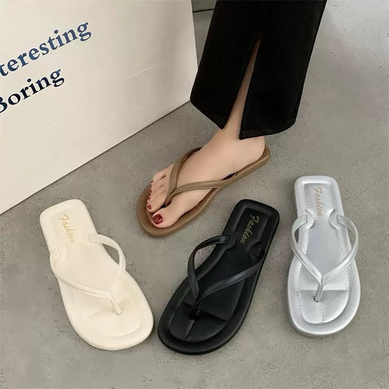 🍓EnJoy🍓พร้อมส่ง (LT-6636) รองเท้าเเตะแฟชั่น ทรงหูหนีบ ดีเทลสวยเรียบง่าย น้ำหนักเบา มีให้เลือก 4 สี - 4